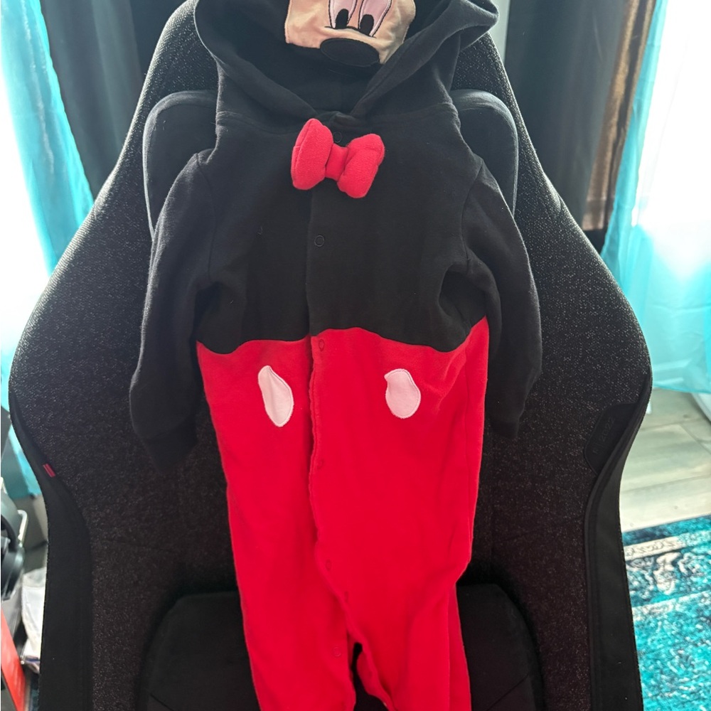 Disney Mickey Mouse 9 month outfit